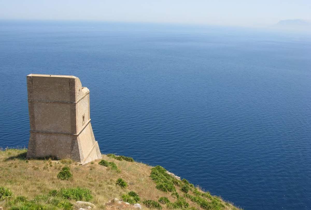 san-vito-lo-capo-consigli-vacanza-torre-dell-isulidda